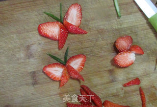 草莓乳酪三明治的做法步骤:9