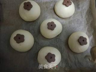 #花样美食#枣泥小花面包的做法步骤:16