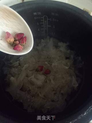 玫瑰银耳羹的做法步骤:6