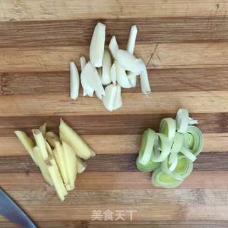 火锅的做法步骤:2