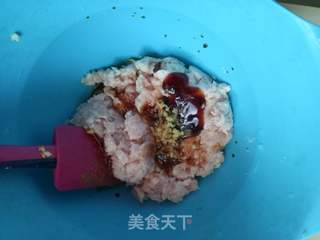 酸菜猪肉水饺的做法步骤:4