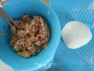 酸菜猪肉水饺的做法步骤:7
