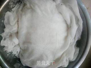 玉米面豆沙包的做法步骤：3