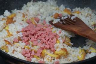 蔬菜蛋炒饭的做法步骤:6