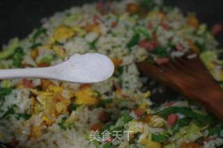 蔬菜蛋炒饭的做法步骤:8
