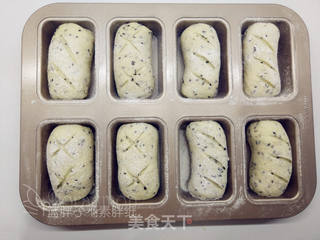 黑芝麻小餐包的做法步骤:9