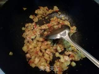 炸酱面的做法步骤：1