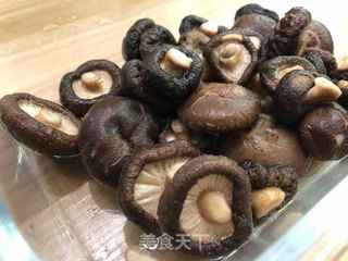 香菇粒(面包机版)的做法步骤:4
