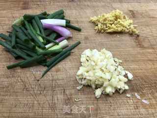香菇粒(面包机版)的做法步骤:6