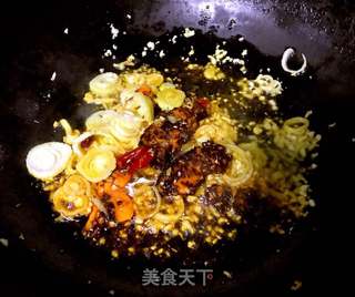 水煮肥牛金针菇的做法步骤:6