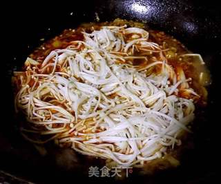 水煮肥牛金针菇的做法步骤:9