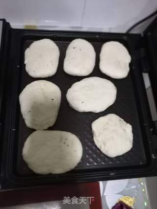 发面五香千层饼~无油烙制的做法步骤:10