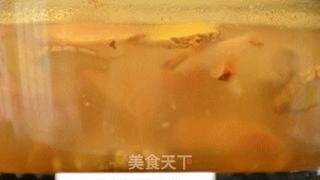 【小森妈妈菜谱】春季祛湿—鲜土茯苓薏米芡实煲排骨的做法步骤：11