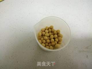 黑米大枣豆浆的做法步骤：1