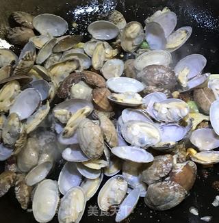 爆炒花甲(蛤蜊)的做法步骤:8