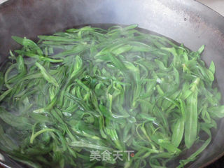面条菜炒香干的做法步骤:3