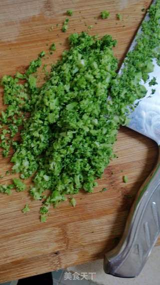 宝宝辅食:西兰花香菇瘦肉粥的做法步骤:4