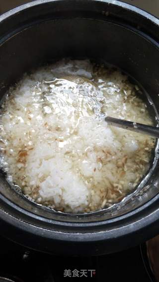 宝宝辅食:西兰花香菇瘦肉粥的做法步骤:6