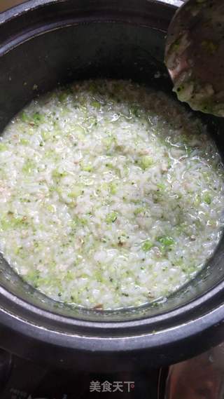 宝宝辅食:西兰花香菇瘦肉粥的做法步骤:8