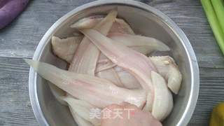 宝宝鱼肉松的做法步骤:3