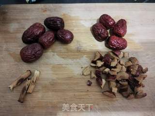 核桃桂圆益智米糊的做法步骤:2