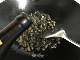 酱爆螺蛳的做法步骤：6