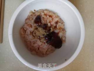 三鲜水煎包的做法步骤:3