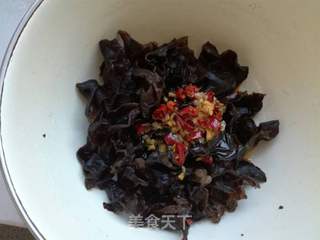 凉拌木耳的做法步骤:11