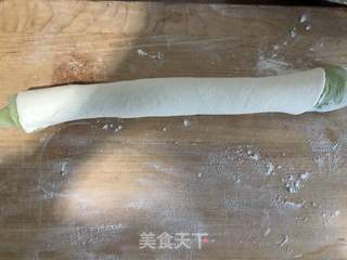 双色花卷的做法步骤:9