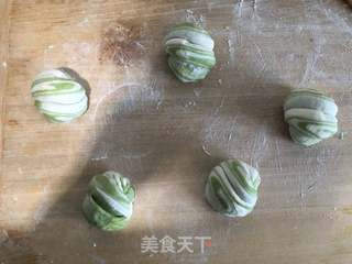 双色花卷的做法步骤:13