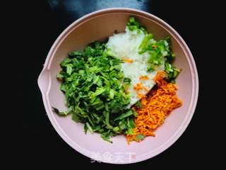 春季野菜:香煎米饼的做法步骤:5