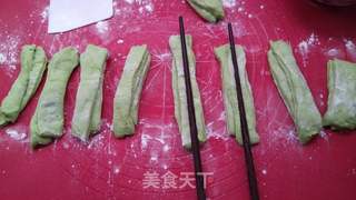 翡翠油条的做法步骤:7