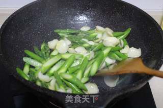 小清新的快手菜——百合炒芦笋的做法步骤:7