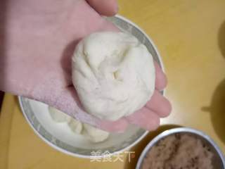 肉松包子的做法步骤:10
