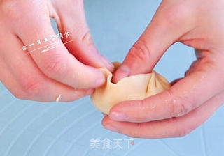 杂蔬鱼肉生煎包的做法步骤:6