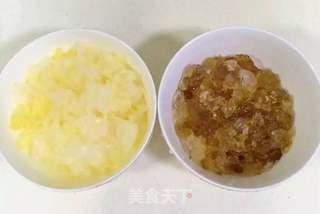 牛奶桃胶银耳羹的做法步骤:5