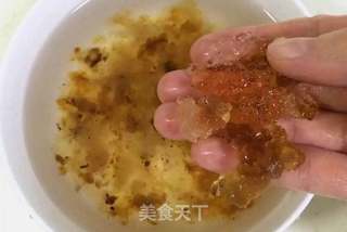牛奶桃胶银耳羹的做法步骤:3