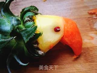 鹦鹉菠萝盅炒饭的做法步骤:6