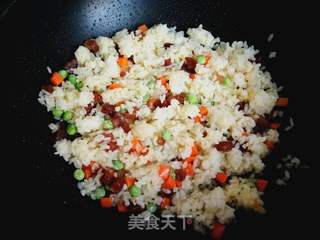 鹦鹉菠萝盅炒饭的做法步骤:14