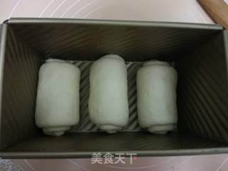 鲜奶吐司的做法步骤:12