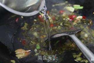 酸菜鱼的做法步骤:5