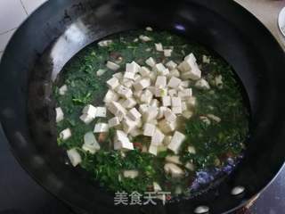 荠菜香菇豆腐羹的做法步骤:5