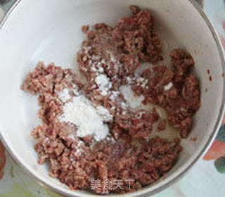 日式炸肉饼的做法步骤:3