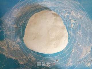 椒盐卷的做法步骤：2