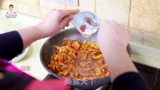 韩式辣白菜炒五花肉的做法步骤:14