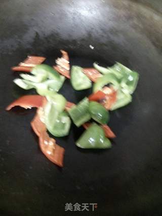 菠萝咕噜肉的做法步骤:6