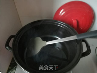 砂锅香煎牛排的做法步骤:2