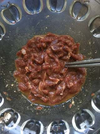 黑椒牛柳意面的做法步骤:4