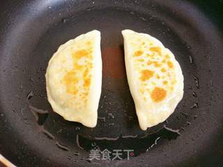 三鲜馅盒子的做法步骤:13