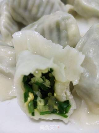 韭菜鸡蛋水饺的做法步骤：4